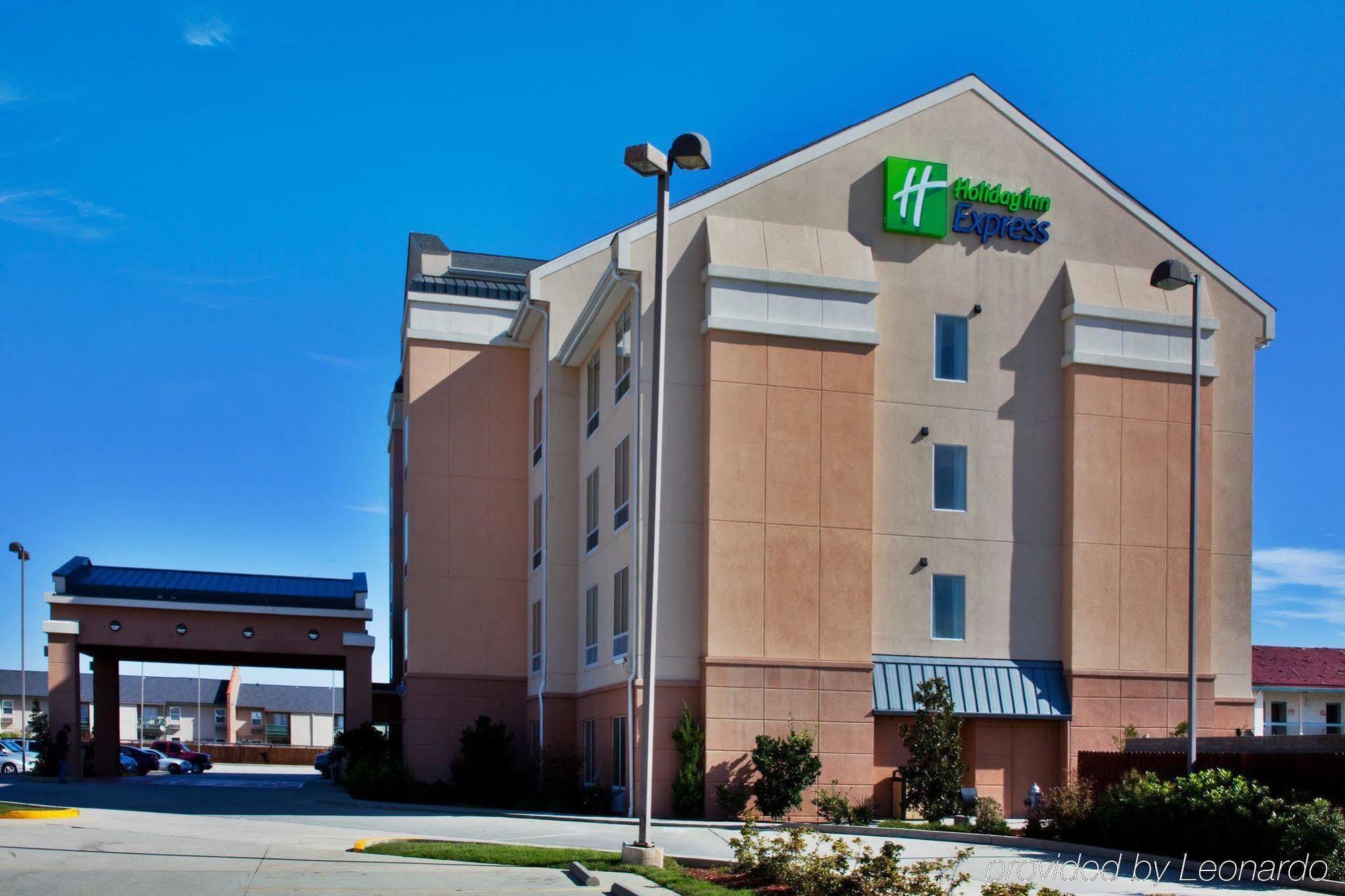 Holiday Inn Express New Orleans East By Ihg Экстерьер фото