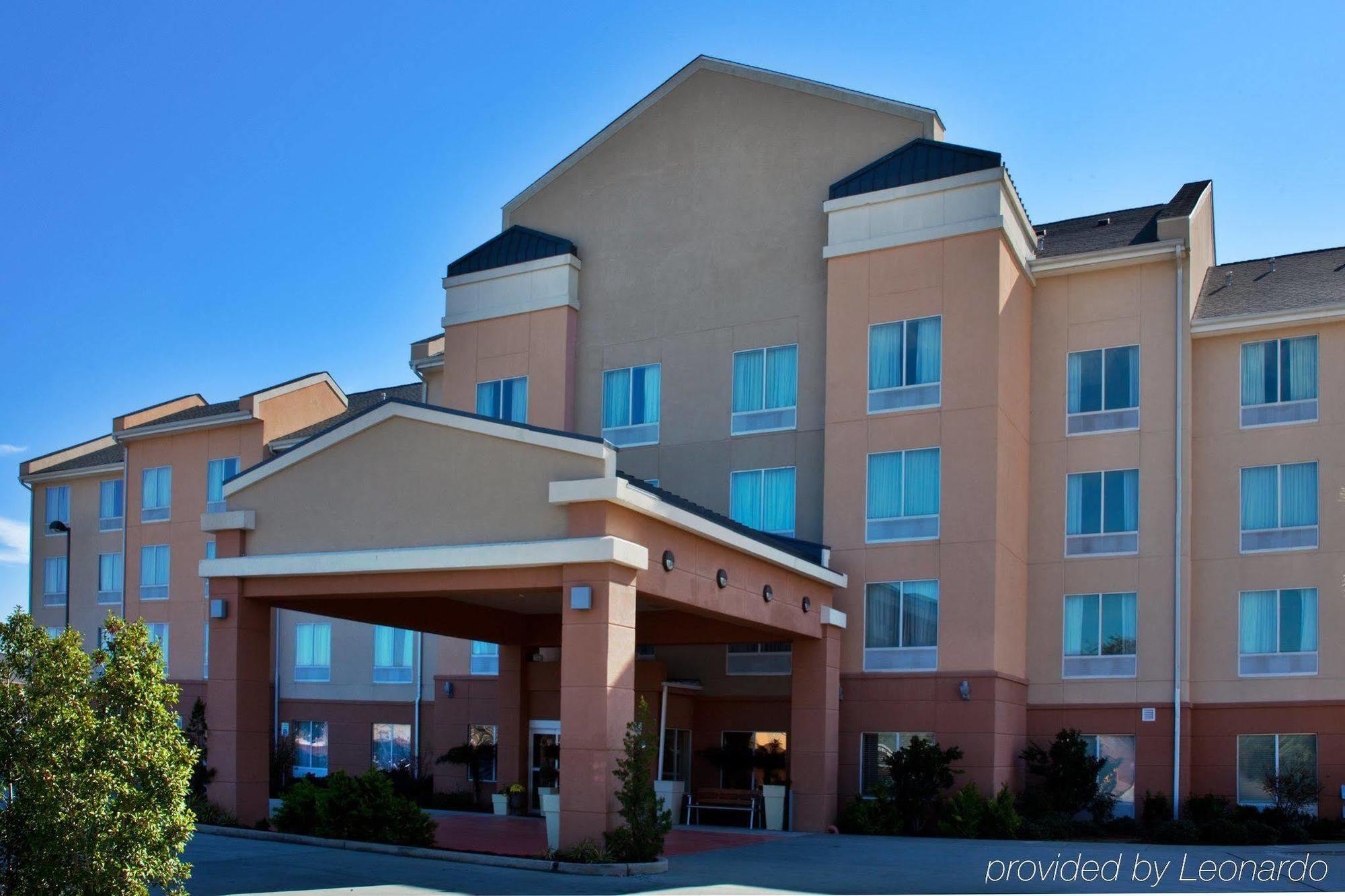 Holiday Inn Express New Orleans East By Ihg Экстерьер фото