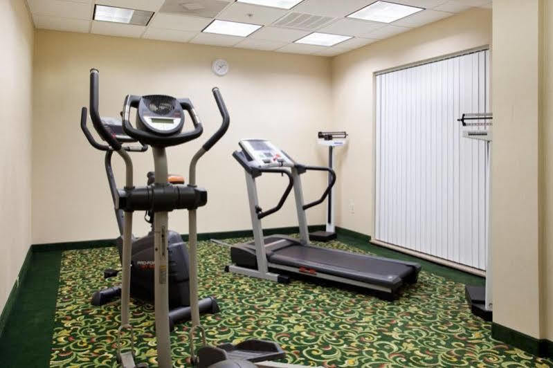 Holiday Inn Express New Orleans East By Ihg Экстерьер фото